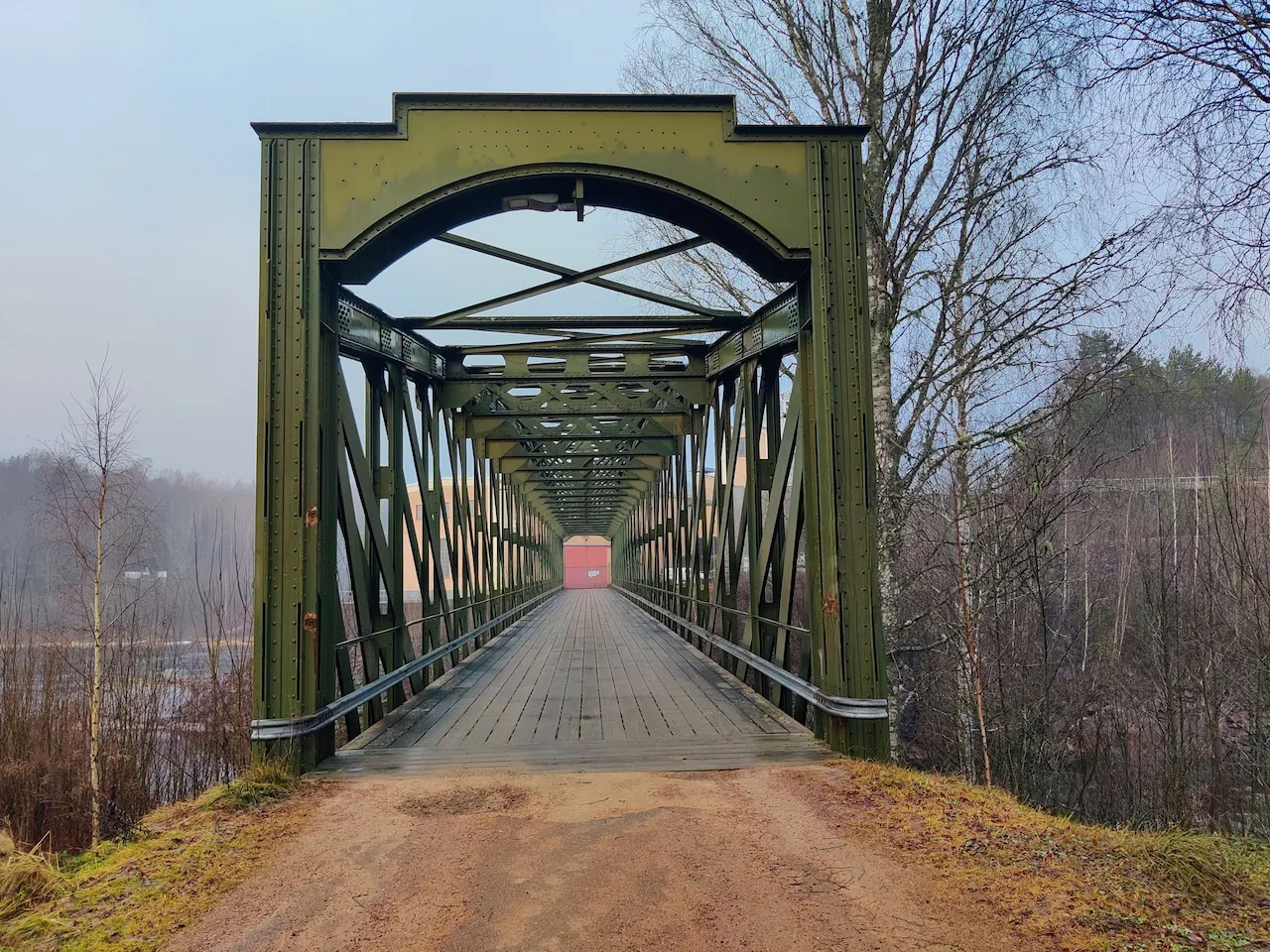 Oude brug over de Klarälven bij Gamla Bruket