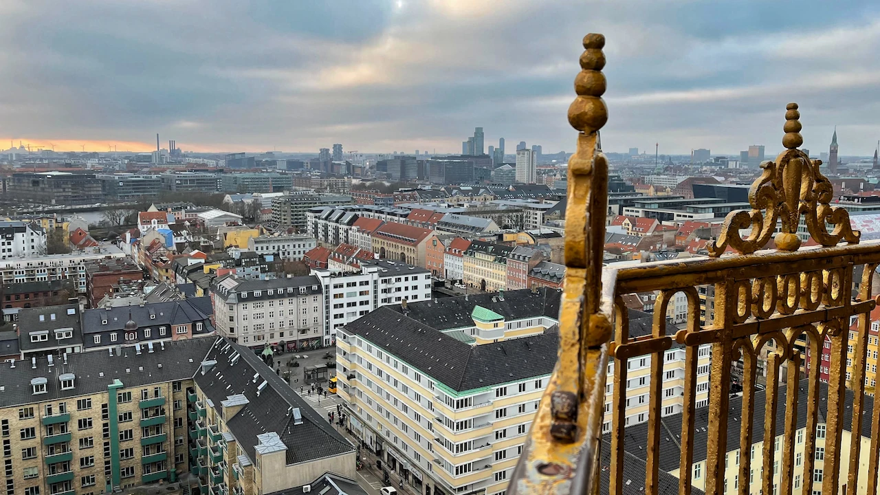 Uitzicht over Kopenhagen vanaf de Vor Frelsers Kirke