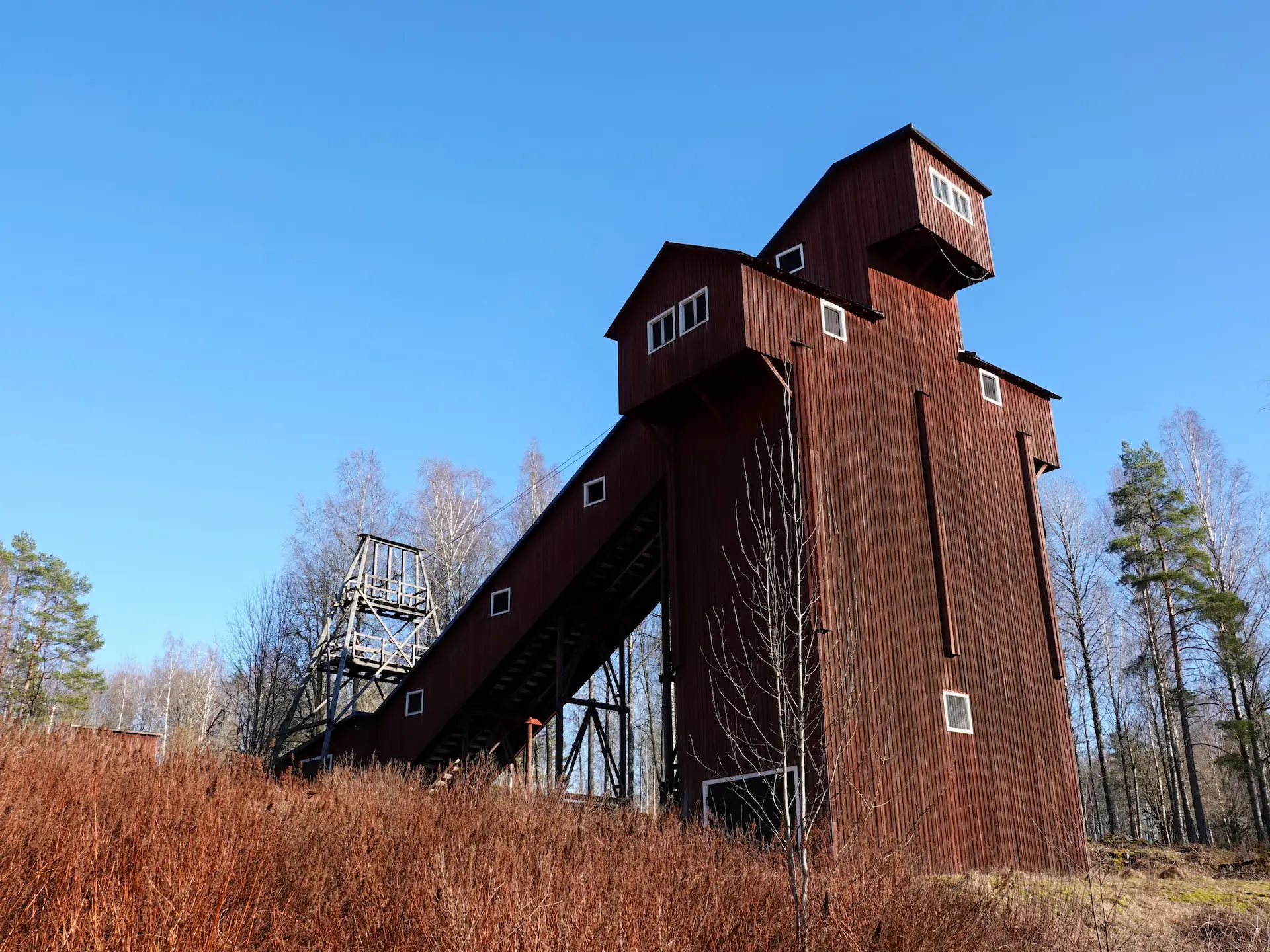 Rondleiding door Nordmark’s Mijn & Mineraal Museum in Hagfors, met historische vondsten uit de Värmland mijnen.